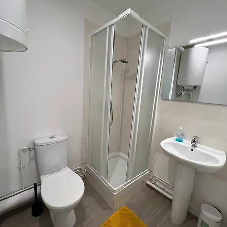 Parfait F1, Entree Du Havre #4